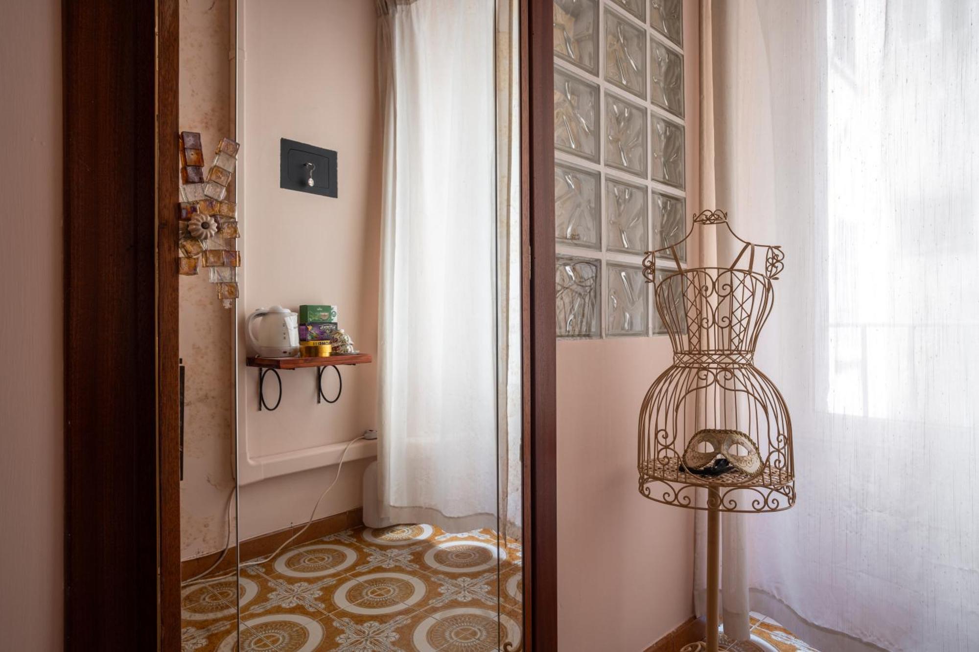 Il Leoncino Bed & Breakfast Rome Exterior photo